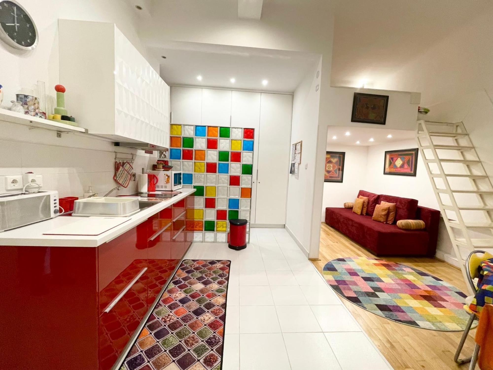 Rainbow Pearl Apartment At St Stephen' S Basilica Budapest Esterno foto