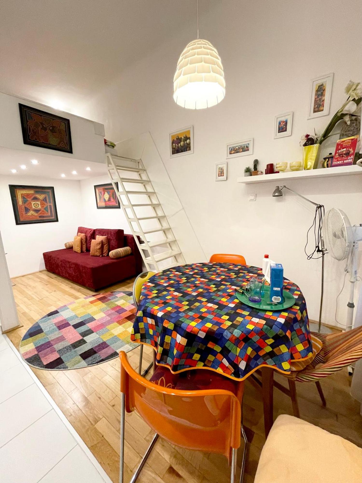 Rainbow Pearl Apartment At St Stephen' S Basilica Budapest Esterno foto